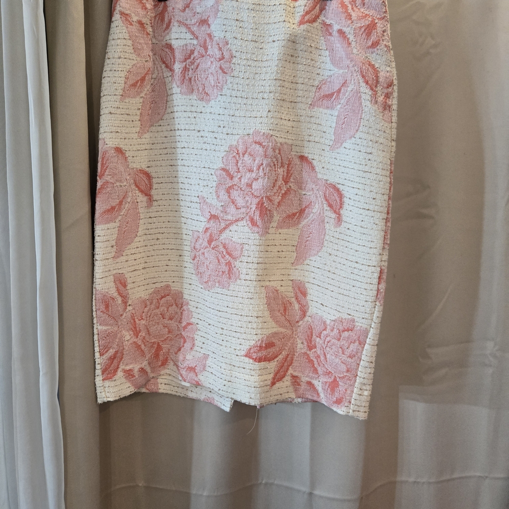 Ann Taylor Pink Floral Pencil Skirt